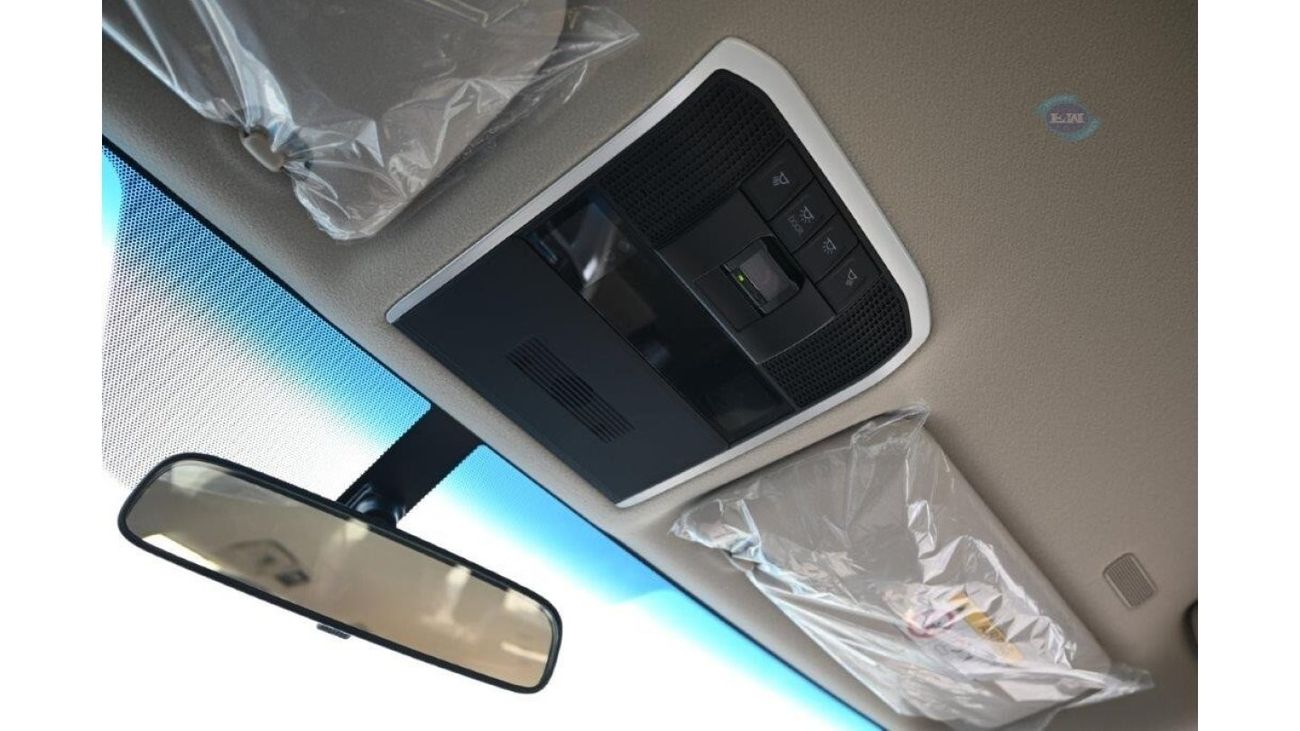 Toyota Land Cruiser 300 GXR 3.3L Diesel