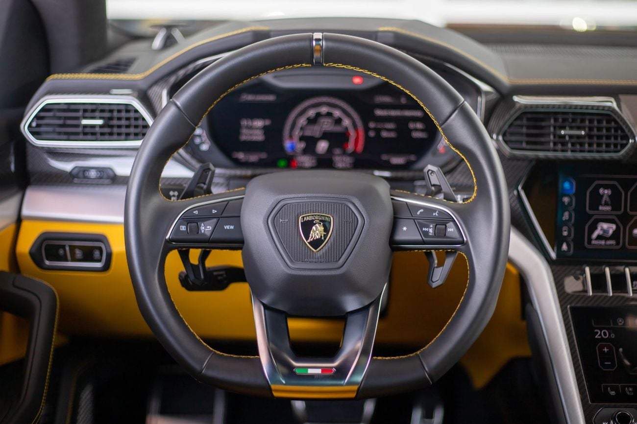 Lamborghini Urus STD 4.0T V8