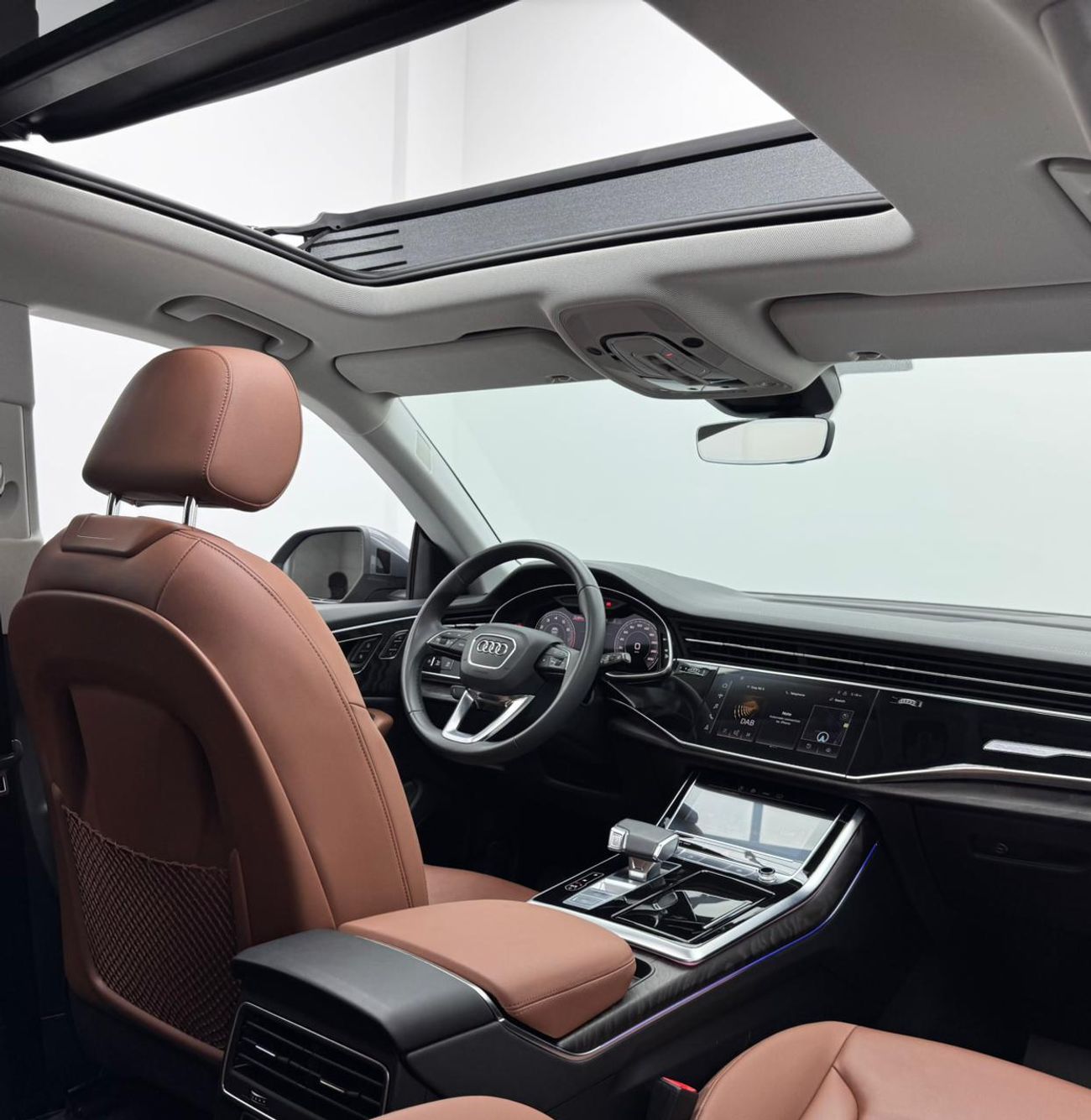 Audi Q8 55 TFSI quattro (340 HP) 2023 Audi Q8 55 TFSI Quattro S-Line, Audi Service History, 1 Year Warranty,