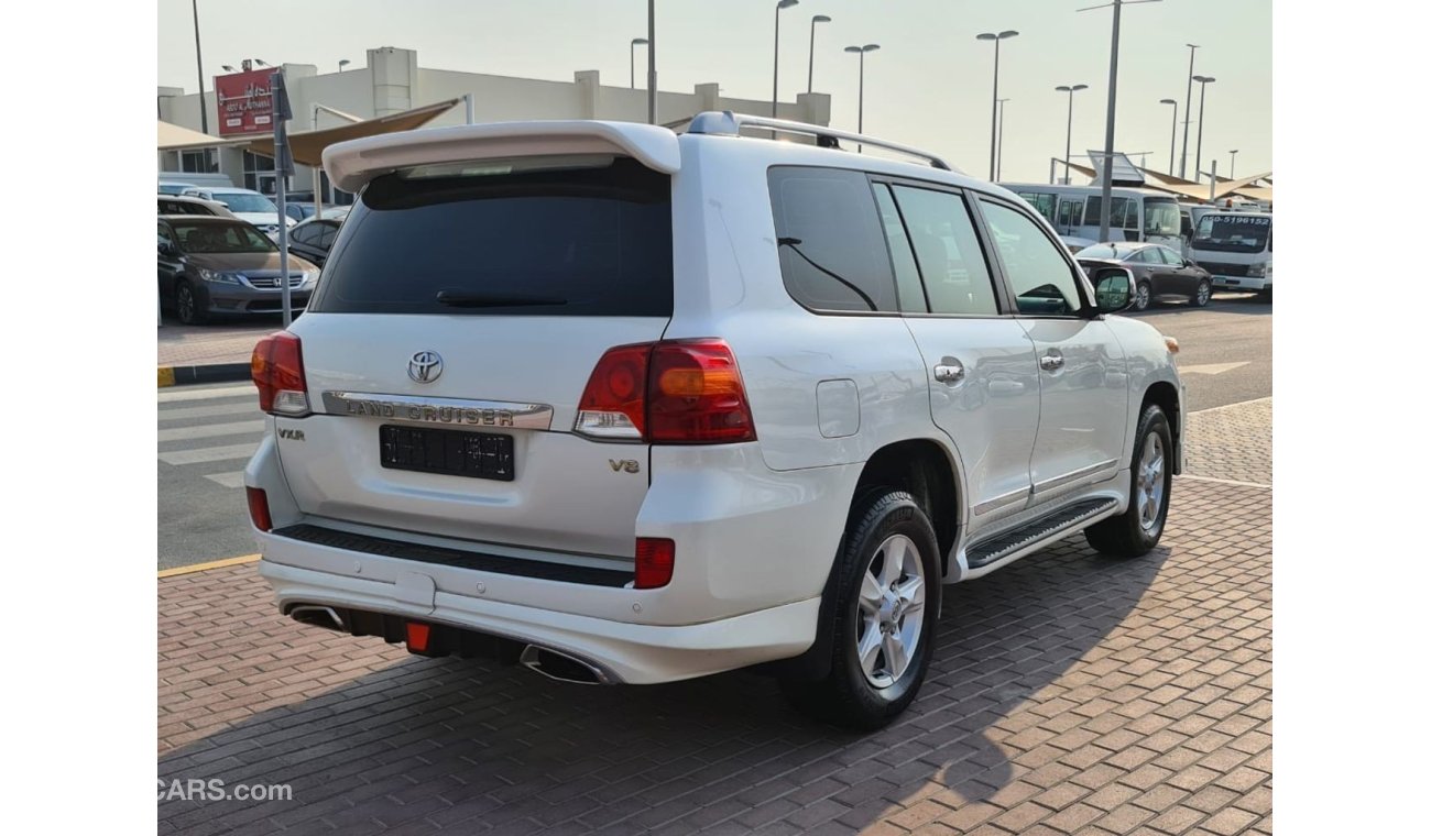 Toyota Land Cruiser Sharja