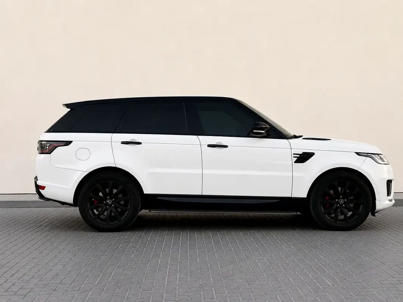 Land Rover Range Rover Sport HSE Supercharged - European Specs