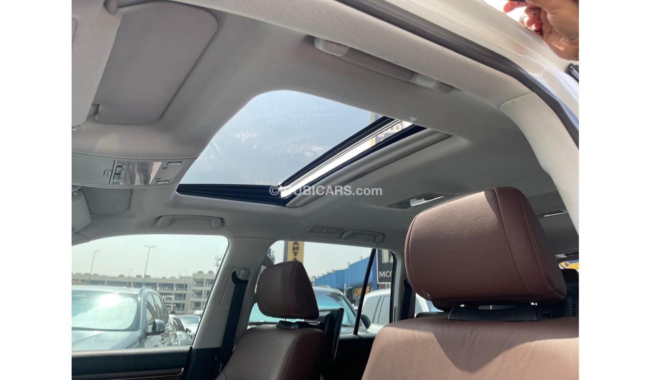 Toyota Land Cruiser TOYOTA LANDCRUISER VXR V8 5.7