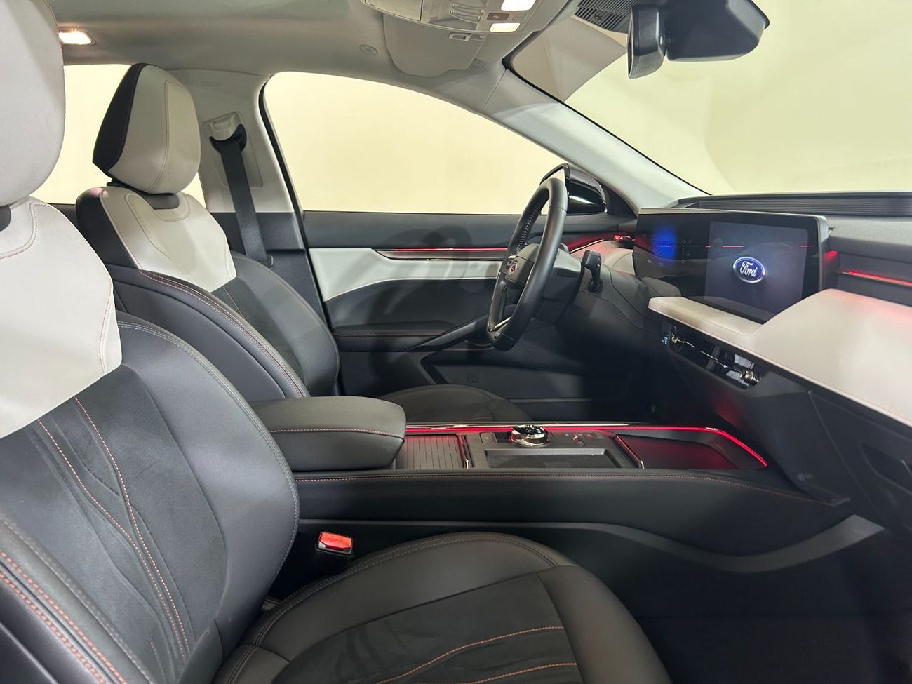 Ford Taurus TPC3223 TAURUS TITANIUM 2.0L GTDI AT LTHR