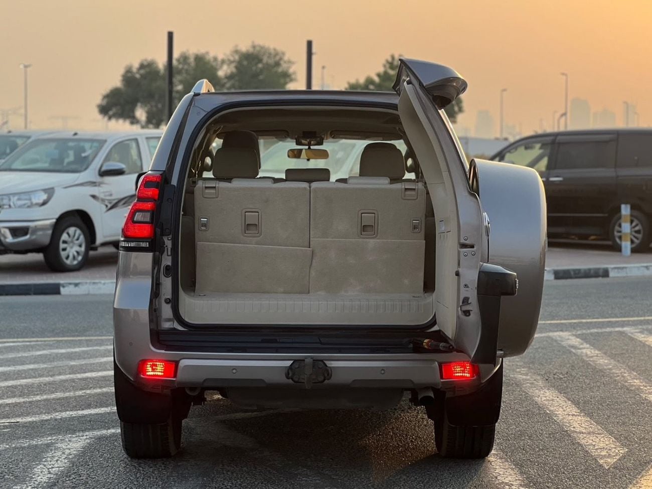 تويوتا برادو 2022 Toyota Prado TXL Full Option – 4.0L V6 | 4WD |