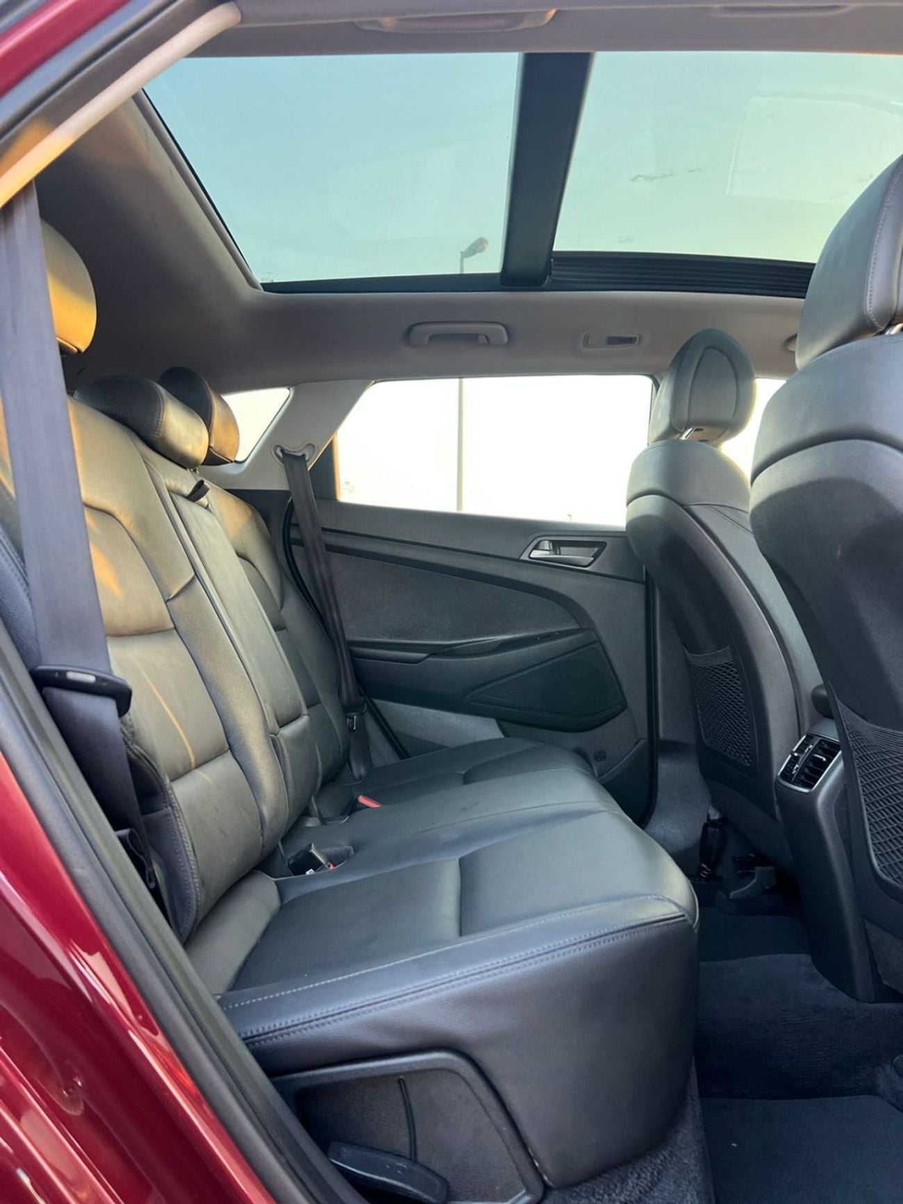 Hyundai Tucson GL 2017 Hyundai Tucson 2.0L V4 - Panoramic Sunroof - AWD 4x4 - Rear Camera - Leather seats
