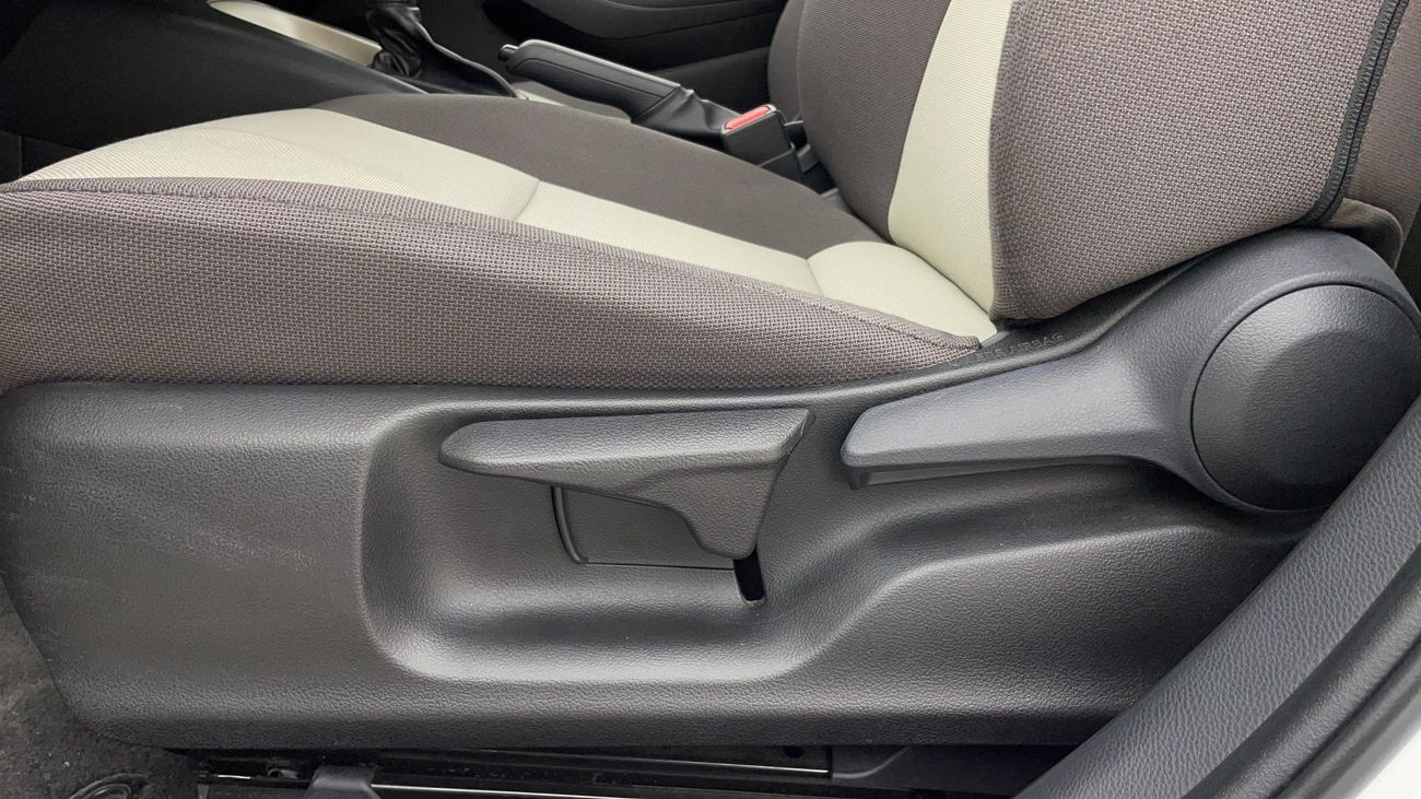 تويوتا كورولا XLI 1.6 | بدون دفعة مقدمة | اختبار القيادة في المنزل