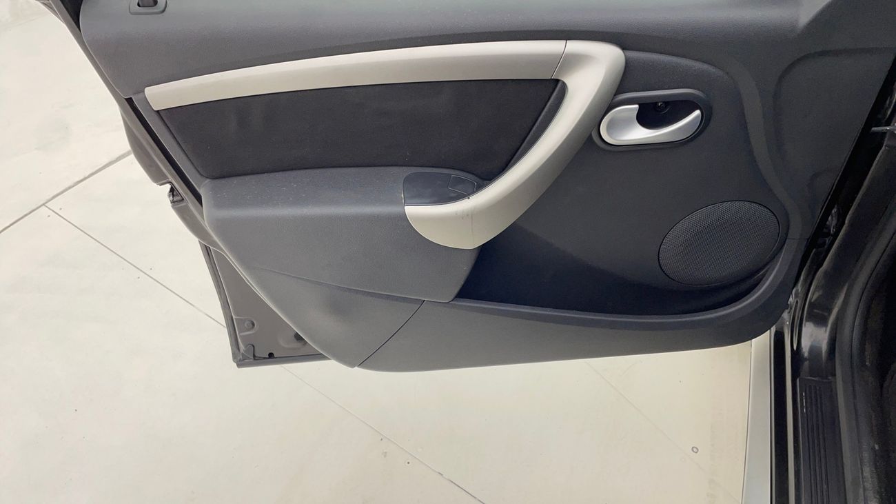 Renault Duster SE 2 | Zero Down Payment | Home Test Drive