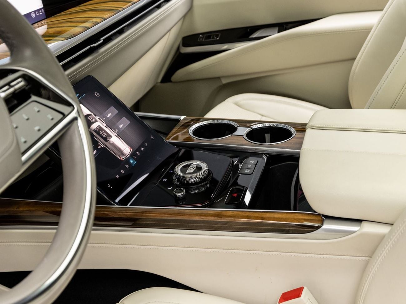 Cadillac Escalade 2025 Cadillac Escalade Black Edition, 6.2 Supercharged V8, AWD, 682bhp, 10 Speed Automatic