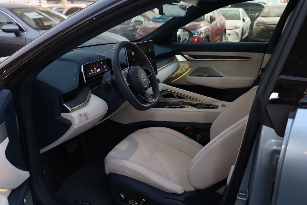 زيكر 001 ZEEKR 001 FLAGSHIP AWD 2024