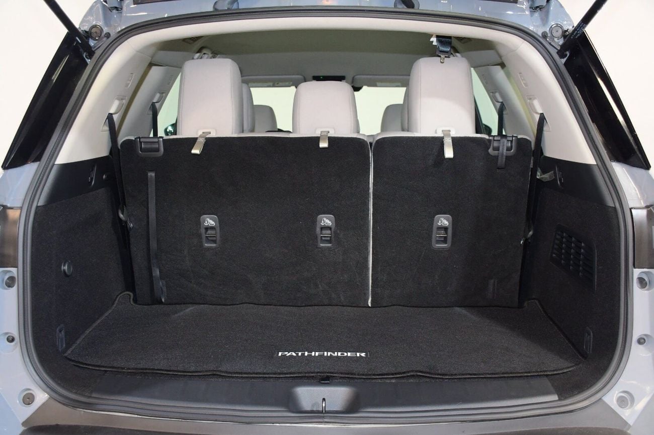 Nissan Pathfinder S 2.0