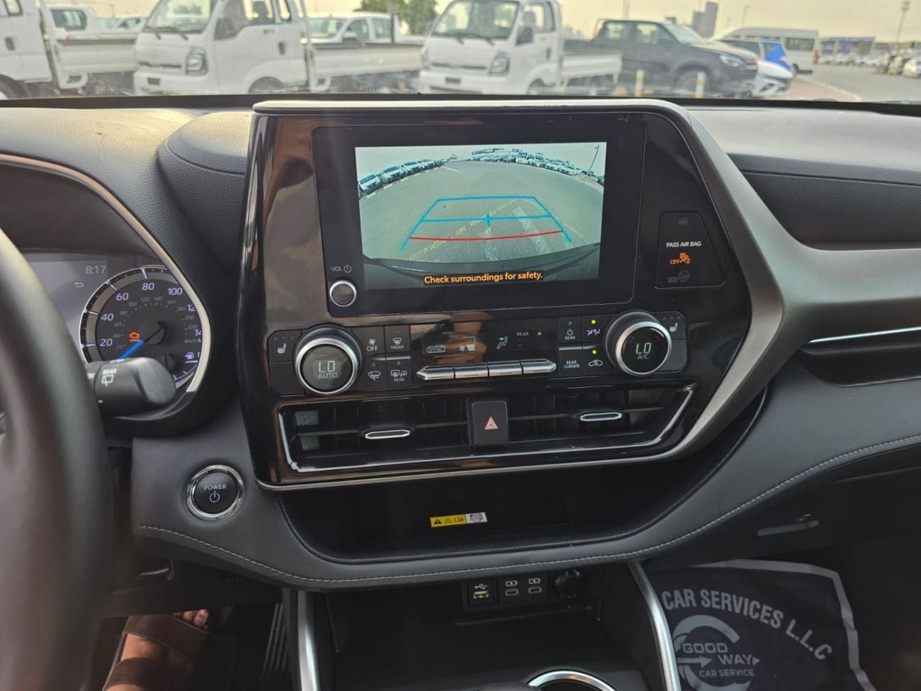 تويوتا هايلاندر  2.5L hybrid (AWD)