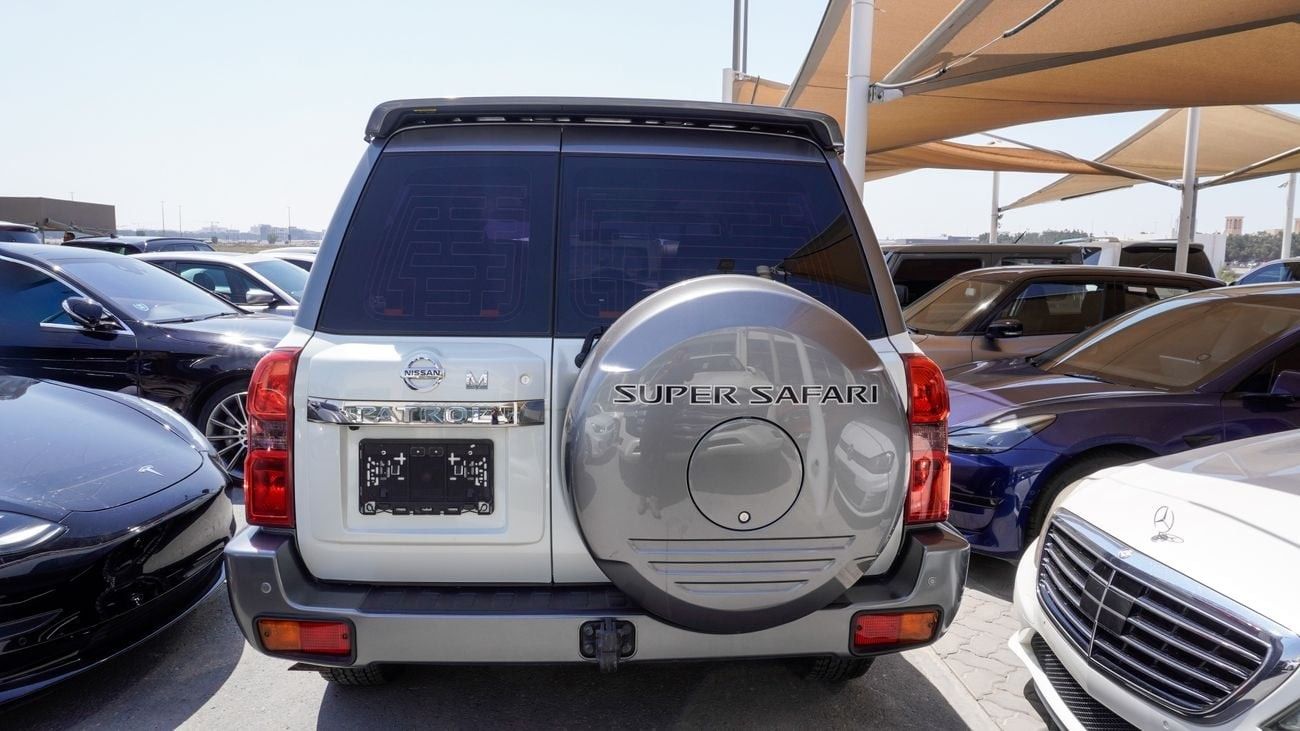 نيسان باترول سوبر سفاري