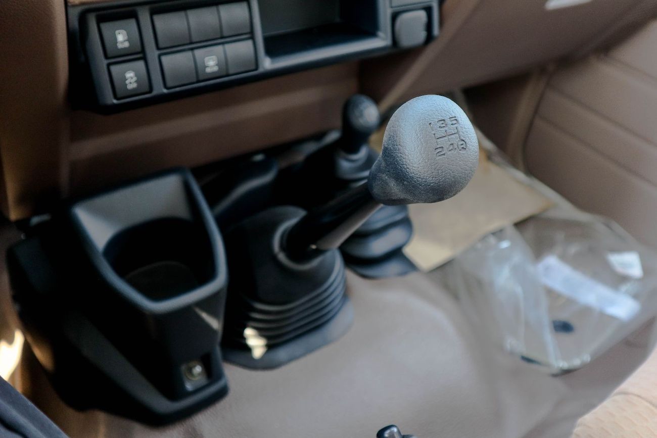 تويوتا لاند كروزر 70 toyota land cruiser hardtop 4.0L M/T 2025 model