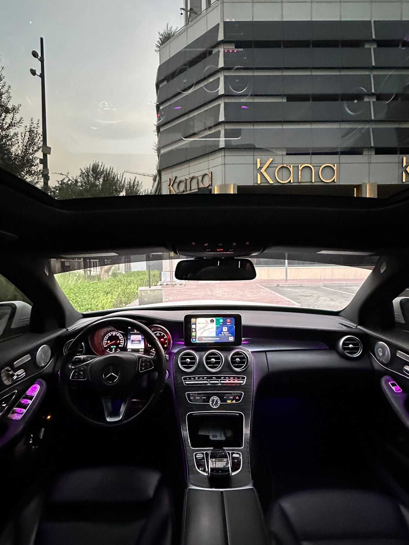 Mercedes Benz C300 STD (NON GCC)