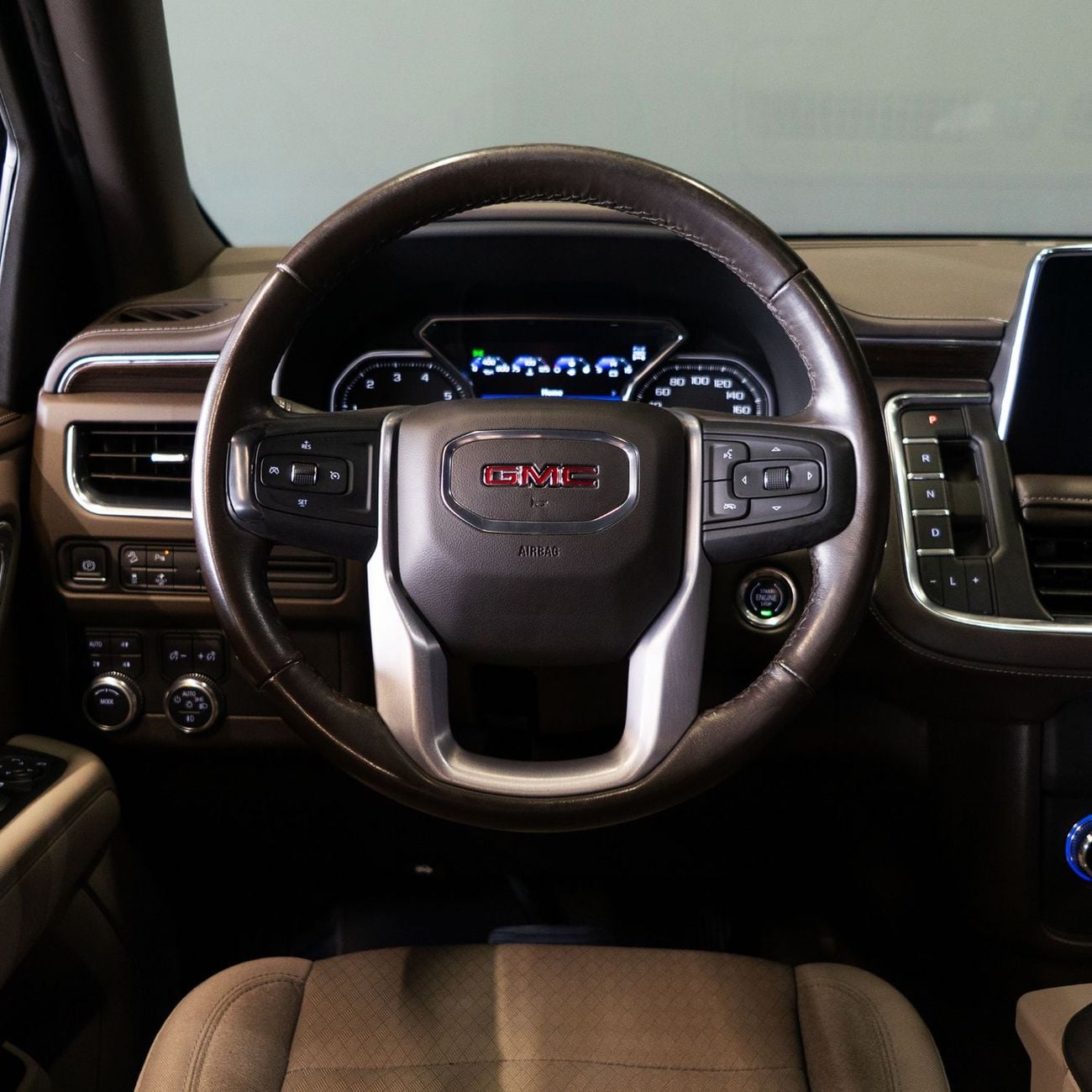 جي أم سي يوكون SLE 5.3L RWD (9 Seater) AED 2,394 P.M • 0% Downpayment • GMC Yukon SLE  • 1 Year Warranty