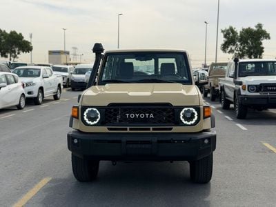 Toyota Land Cruiser 70 Toyota Land Cruiser LC 76 Petrol 4.0L Full Option Automatic Model 2025 Omani Specifications