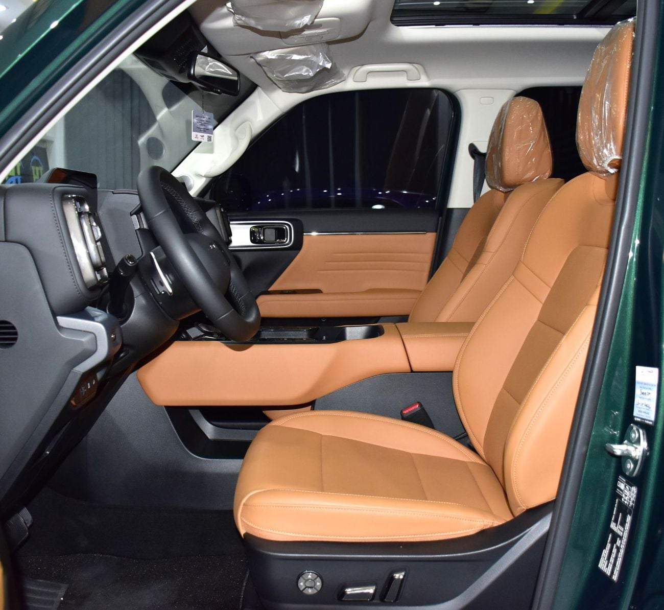 هافال V7 EXCELLENT DEAL for our Haval V7 4WD ( 2027 Model ) in Green Color GCC Specs