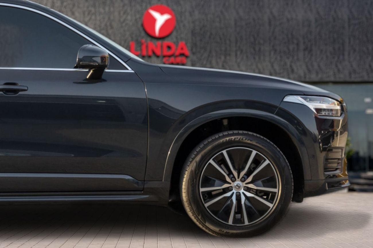 فولفو XC 90 MOMENTUM