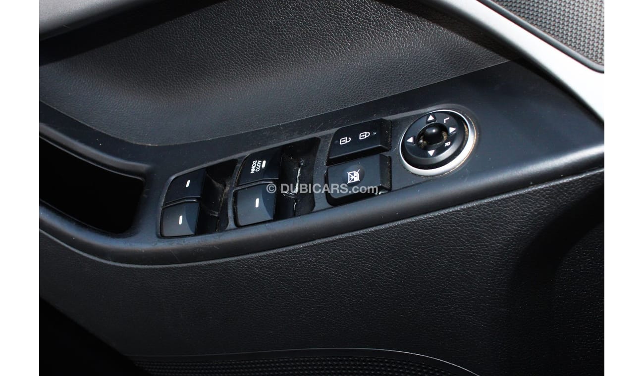 هيونداي إلانترا هيونداي إلنترا 2015 خليجي بحالة ممتازة 1600 سي سي