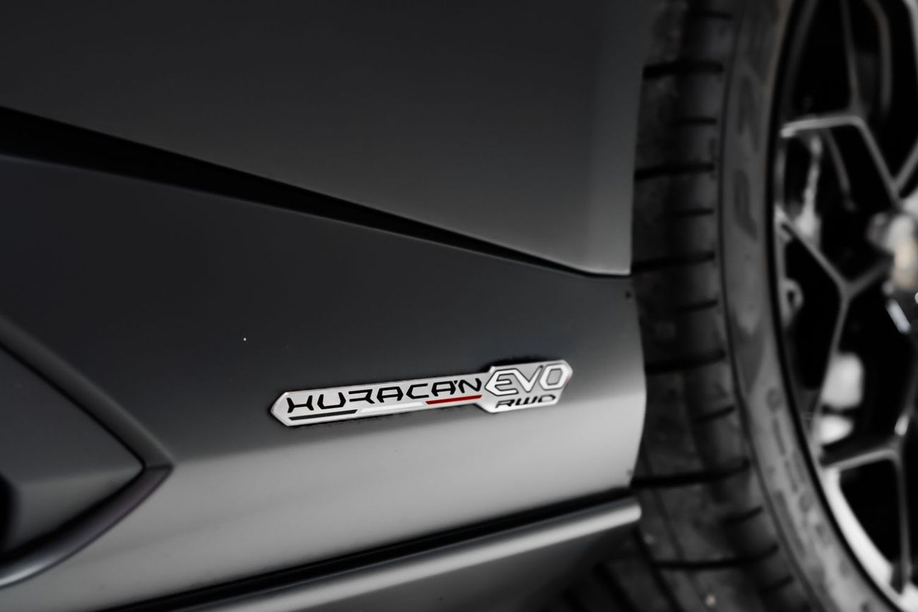 لامبورغيني هوراكان HURACAN EVO | DELIVERY MILEAGE | FRONT SUSPENSION LIFTER | BRANDING PACKAGE