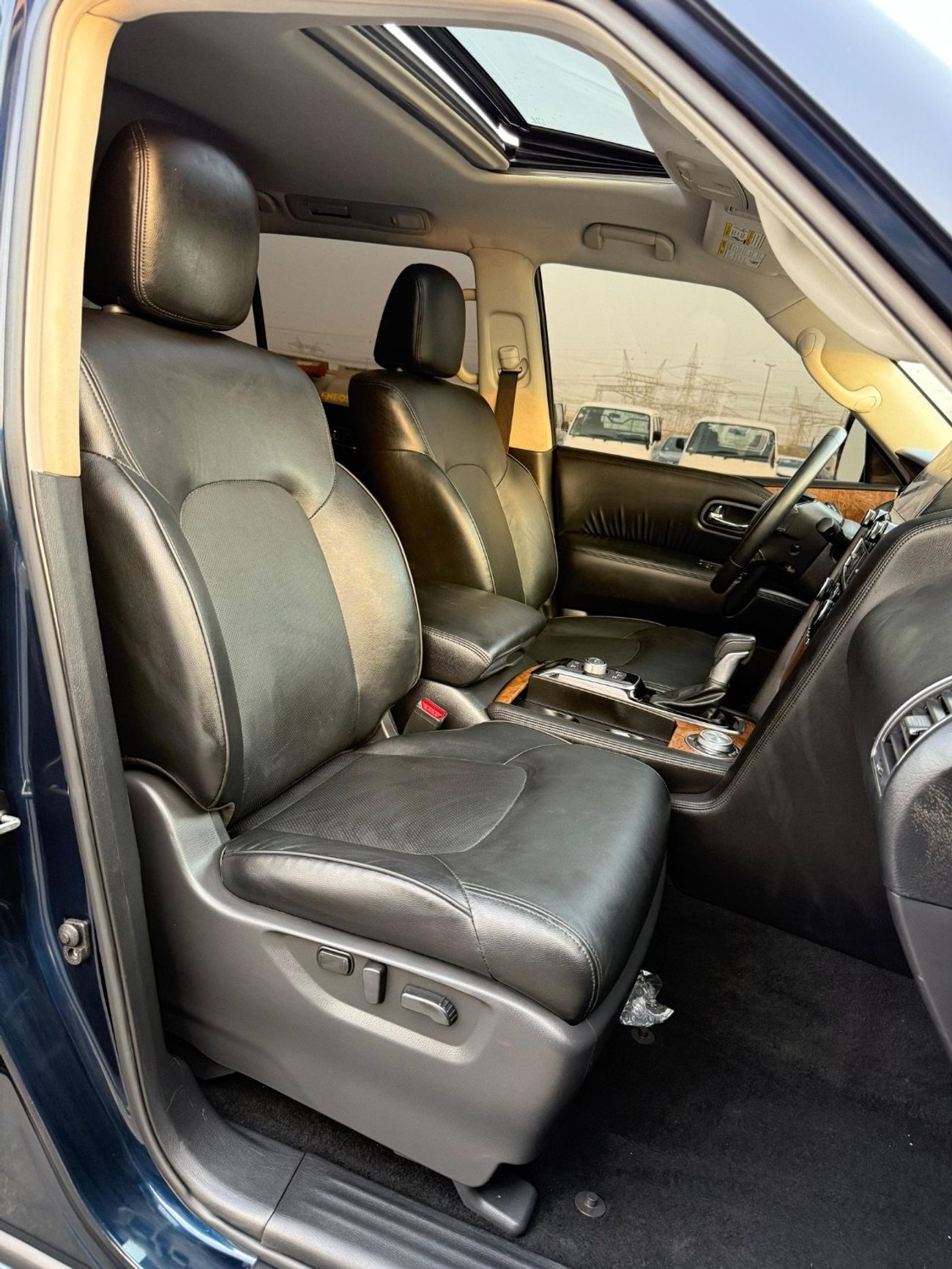 نيسان أرمادا SL 4WD 2022 perfect condition