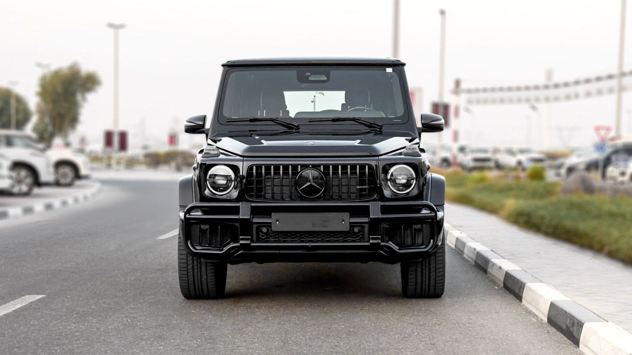 Mercedes Benz G63 AMG STANDARD 2026 Mercedes-Benz AMG G 63 4.0L AT Petrol (Black-Red)