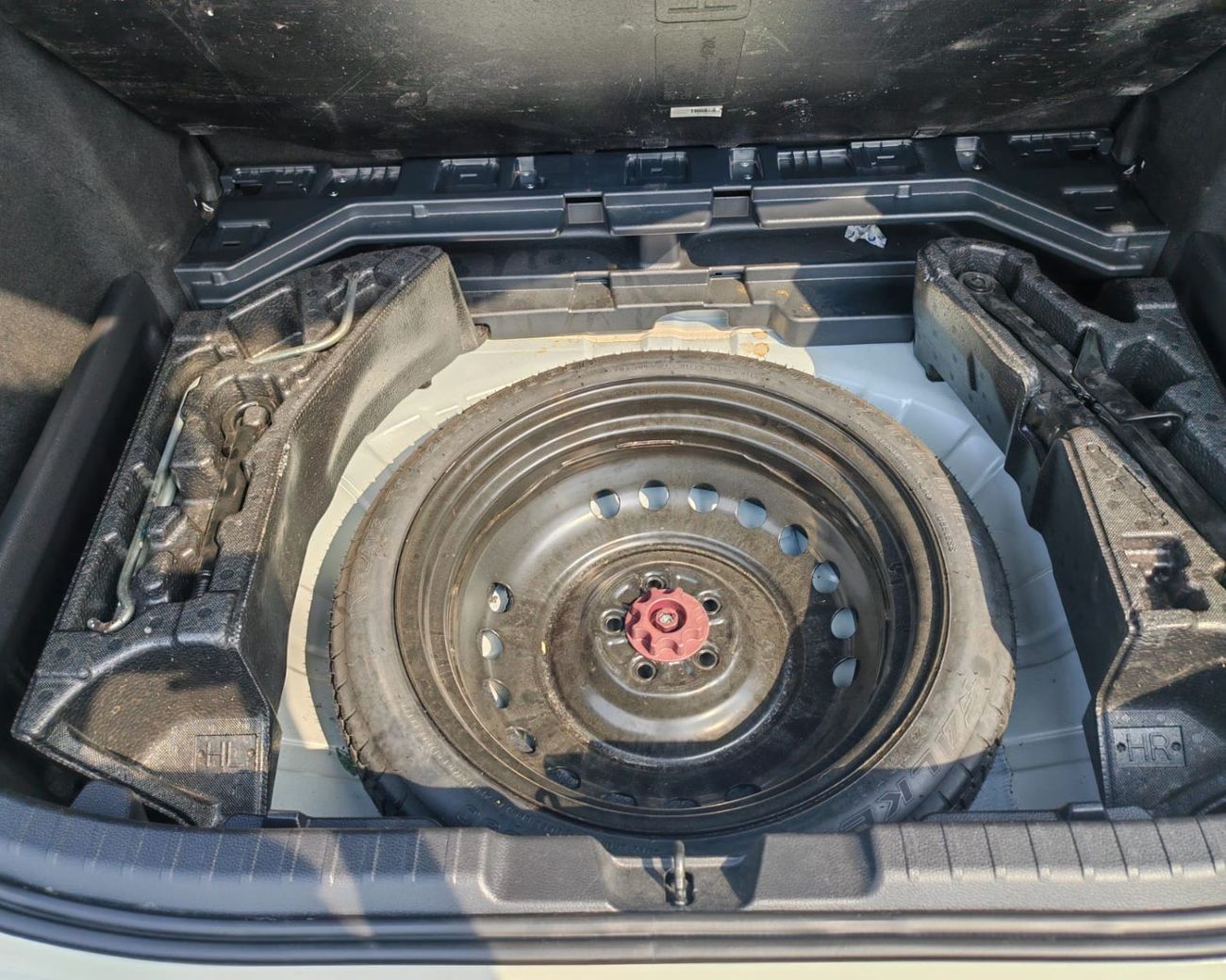 تويوتا كورولا GLI MR Hybrid 1.8L