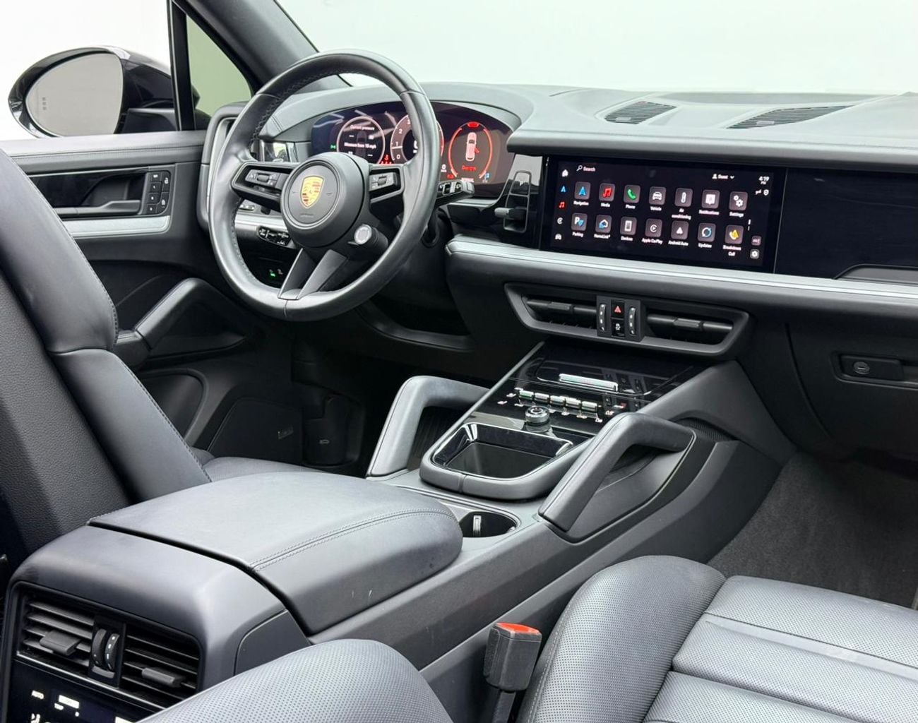 بورش كايان 2024 Porsche Cayenne Coupe, Warranty, Service History, Low Km, Excellent condition, American