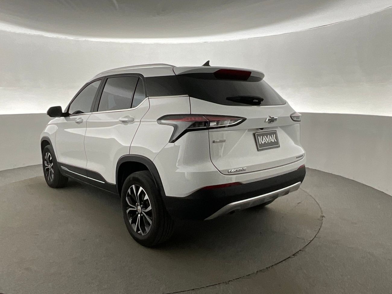 Nissan Kicks SV | Guaranteed Warranty | 0 Down Payment