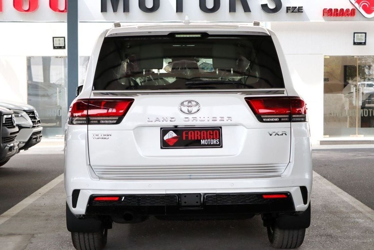Toyota Land Cruiser 300 VXR 3,3 TWINTURBO DIESEL **التصدير فقط خارج الخليج***EXPORT ONLY*