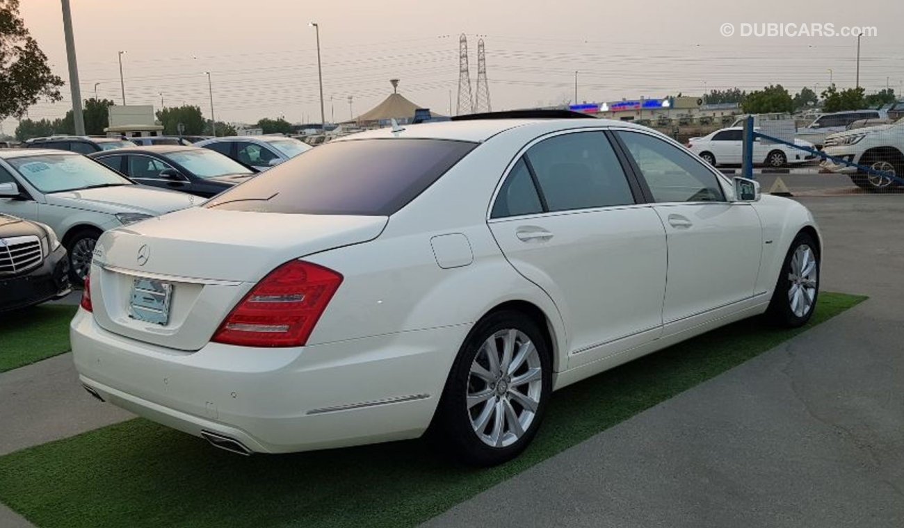 Mercedes-Benz S 550