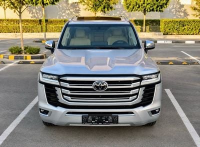 تويوتا لاند كروزر VXR