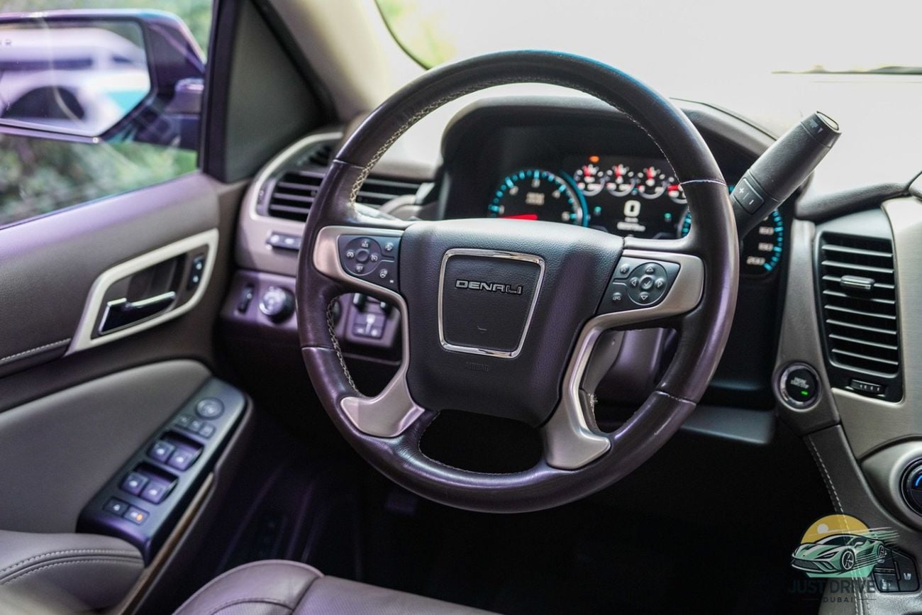 GMC Yukon Denali 6.2L (8 Seater)