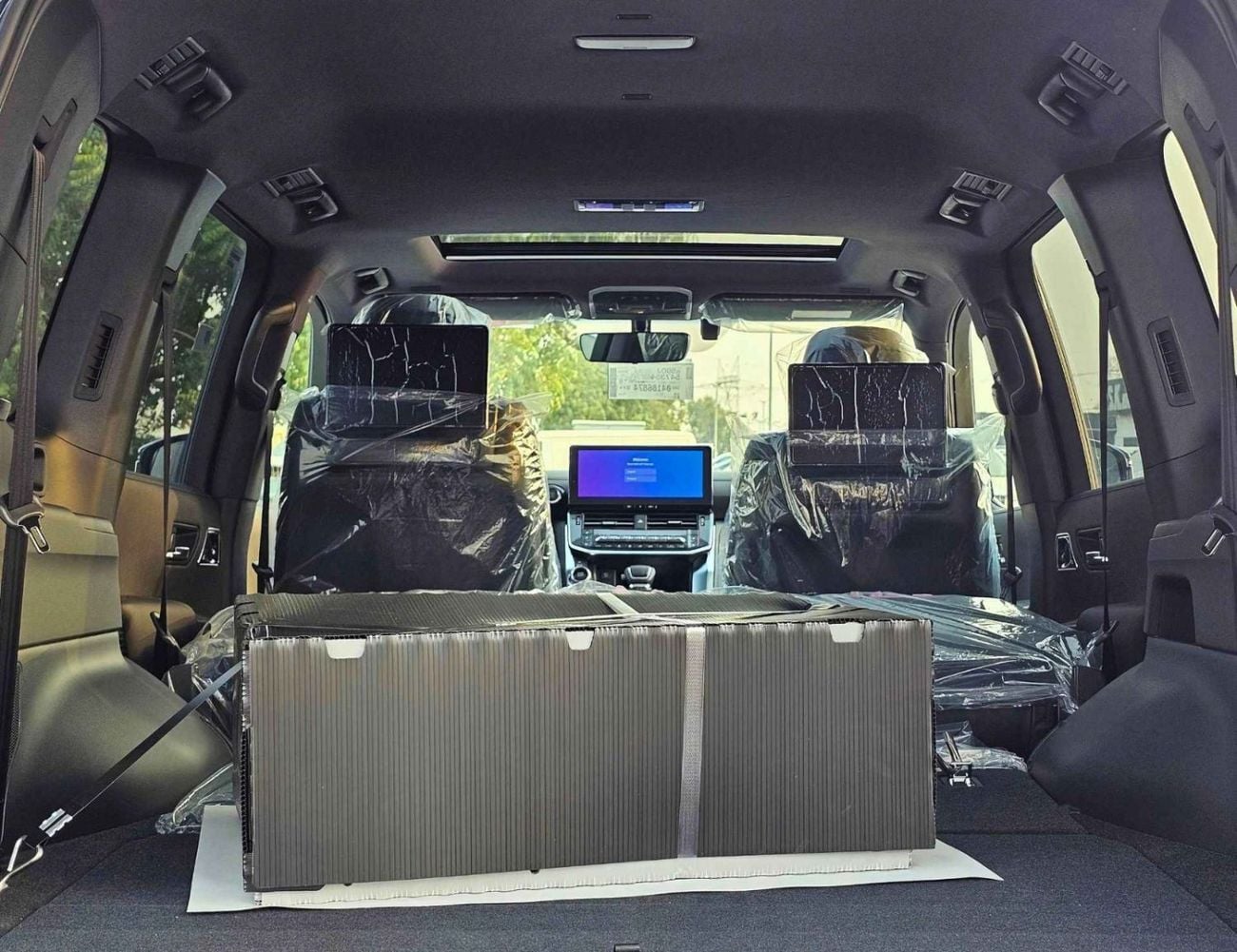 تويوتا لاند كروزر VXR TOYOTA LANDCRUISER VXR TWIN TURBO FULL OPTION | 3.5L V6 PETROL A/T 4WD 2026 (EXPORT ONLY AFRICA)