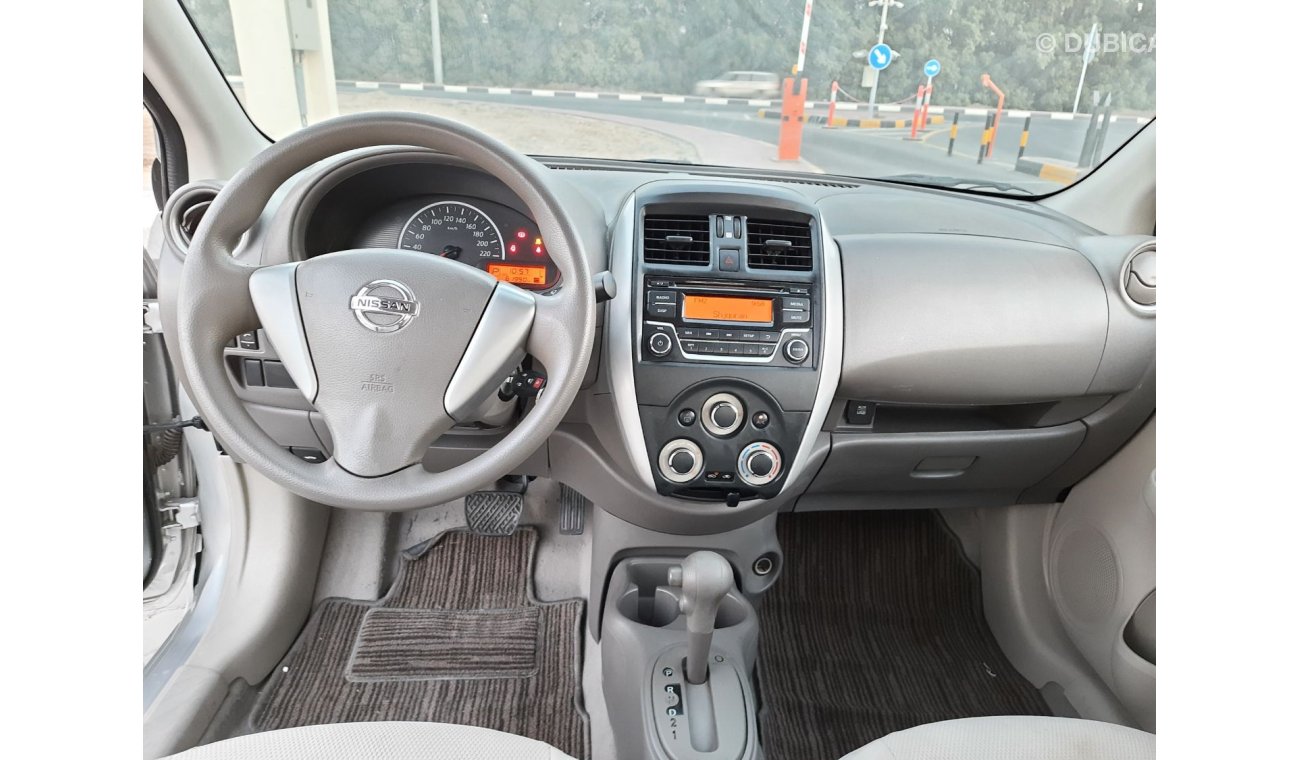 Nissan Sunny Nissan Sunny 2018 gcc very celen car Full automatic