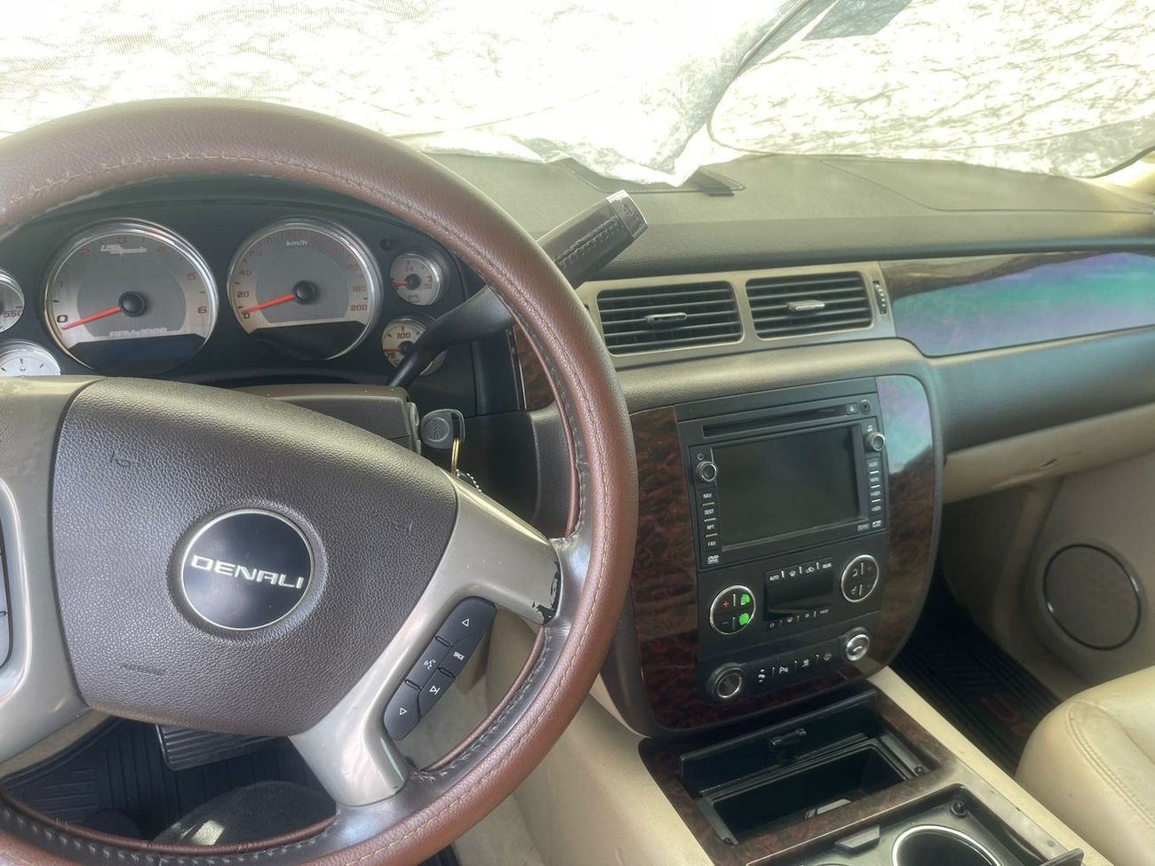 GMC Yukon GMC Yukon Denali