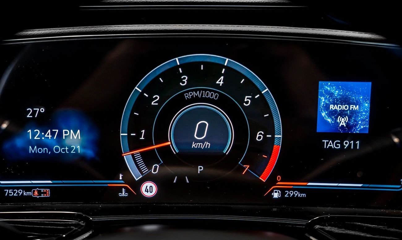 كاديلاك إسكالاد Escalade-V 6.2L 2023 Cadillac Escalade V, 2027 Escalade Warranty, 2028 Escalade Service Contract, GC