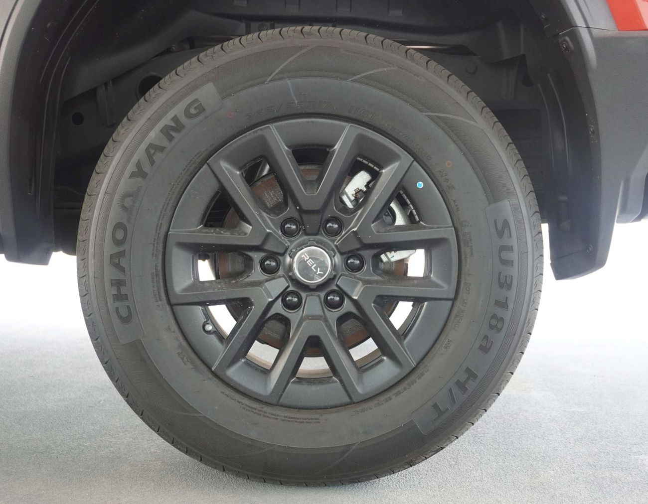 Rely R8 COMFORT 4x4 2.4L M/T 2026 MODEL
