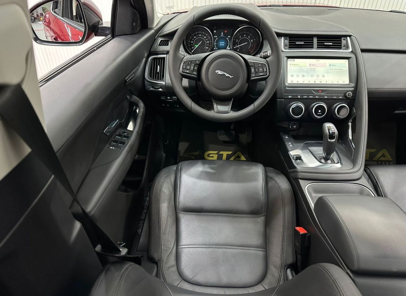 جاكوار E Pace SE P200 2.0L 2019 Jaguar E-Pace P200 SE AWD, Warranty, Full Jaguar Service History, GCC