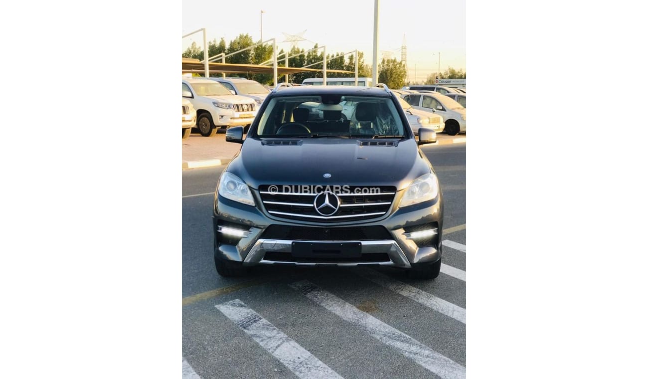 Mercedes-Benz ML 250 MERCEDES BENZ ML250 BLUETEC GREY COLOR MODEL 2015 VERY CLEAN AND GOOD CONDITION