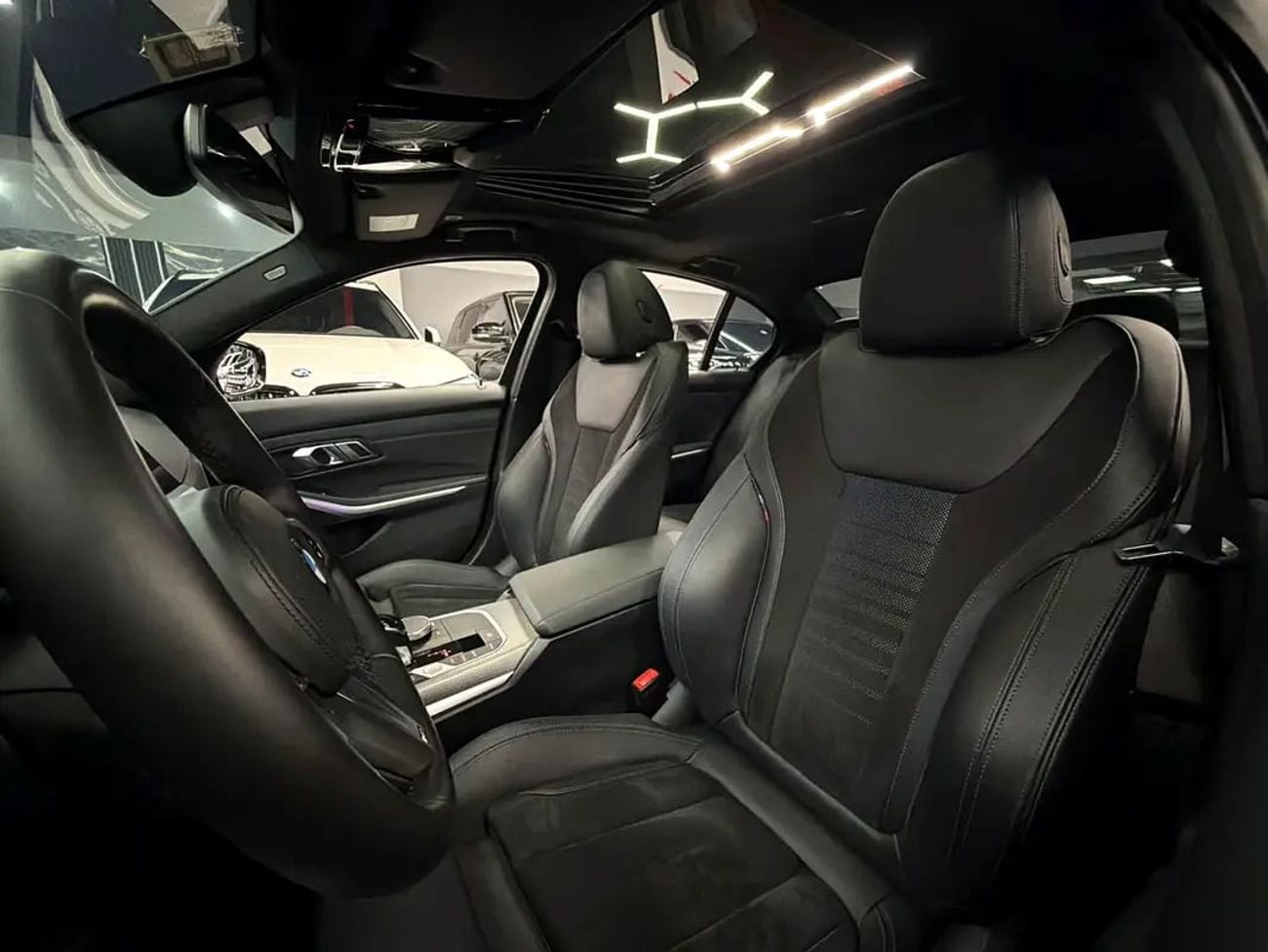 BMW 320i Exclusive 2.0L