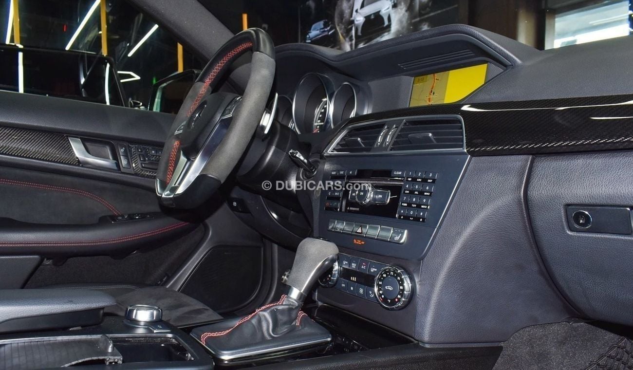 Mercedes-Benz C 63 Coupe 2013 Mercedes-Benz C63 AMG Coupe Black Series 1 OF 100