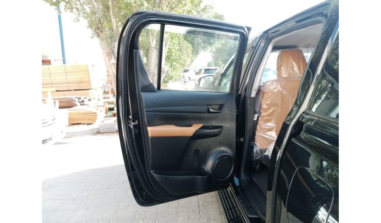 تويوتا هيلوكس TOYOTA HILUX PICK UP RIGHT HAND DRIVE (PM 881)