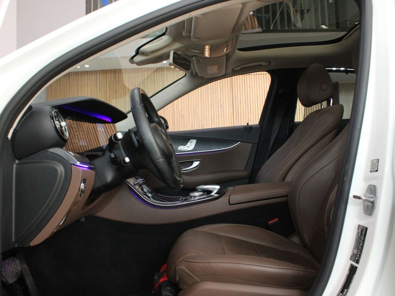 مرسيدس بنز E200 | Fully Loaded