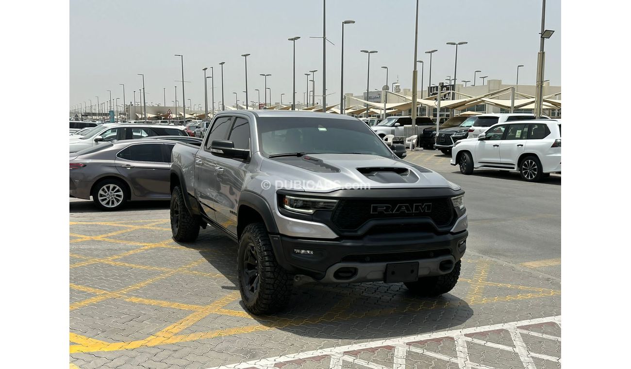 RAM 1500 TRX 6.2L
