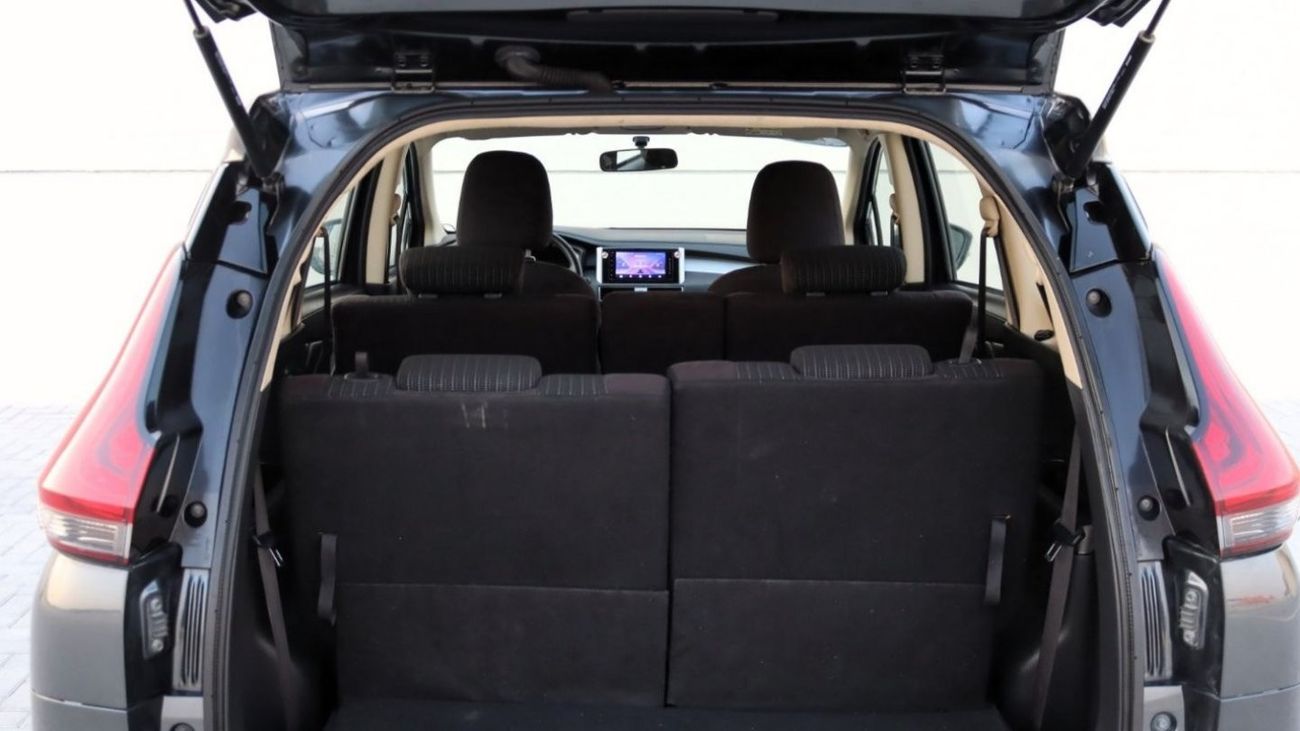 Mitsubishi Xpander Highline ACCIDENTS FREE -* GCC - ORIGINAL PAINT - 1500 CC - PERFECT CONDITION INSIDE OUT