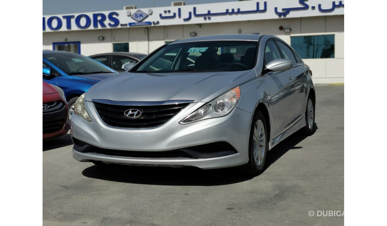 Hyundai Sonata 2.4L, 16" Alloy Rims, Fog Lights, Driver Memory Seat, Power Side Mirror, Power Windows, LOT-240