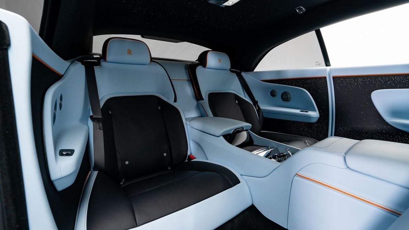 رولز رويس سبيكتر - 2024 - GCC - Under Warranty and Service Contract