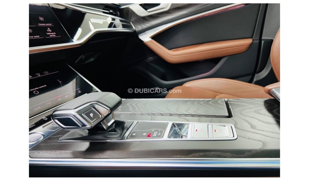 Audi A7 55 TFSI quattro S-Line Style & Comfort package GCC .. FSH .. Perfect Condition .. Original Paint ..