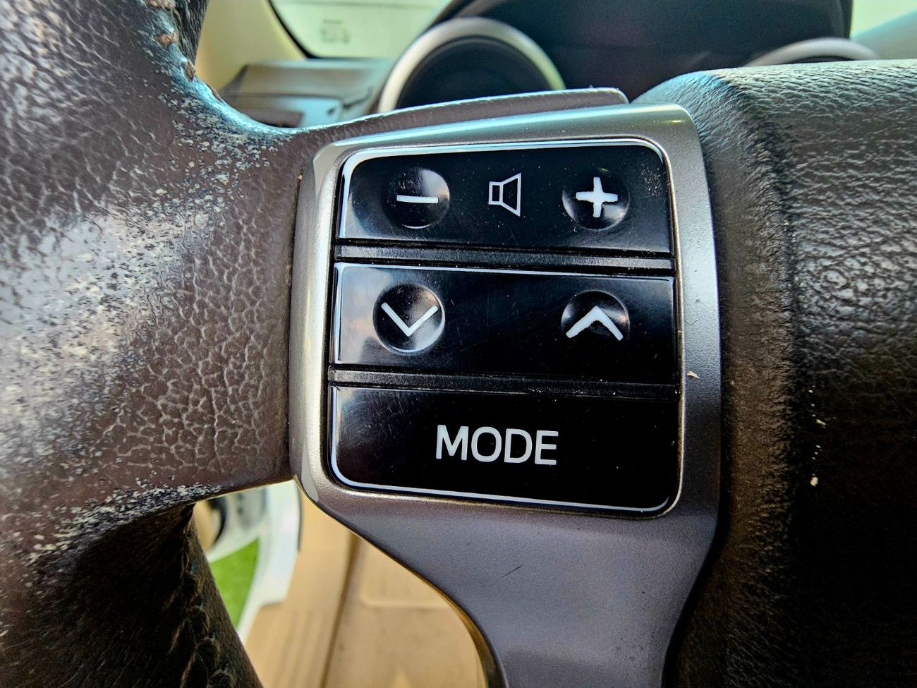 تويوتا برادو GXR/ SUNROOF/ ELECTRIC LEATHER SEATS/ FULL OPT/ V6 4.0 4WD/ LOW MILEAGE